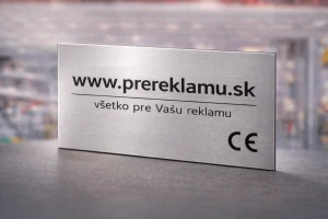 Alucast - hliníkový gravírovací plech - strieborný/čierny matný