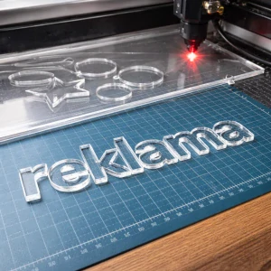 Plexisklo (akryl PMMA) - číre extrudované